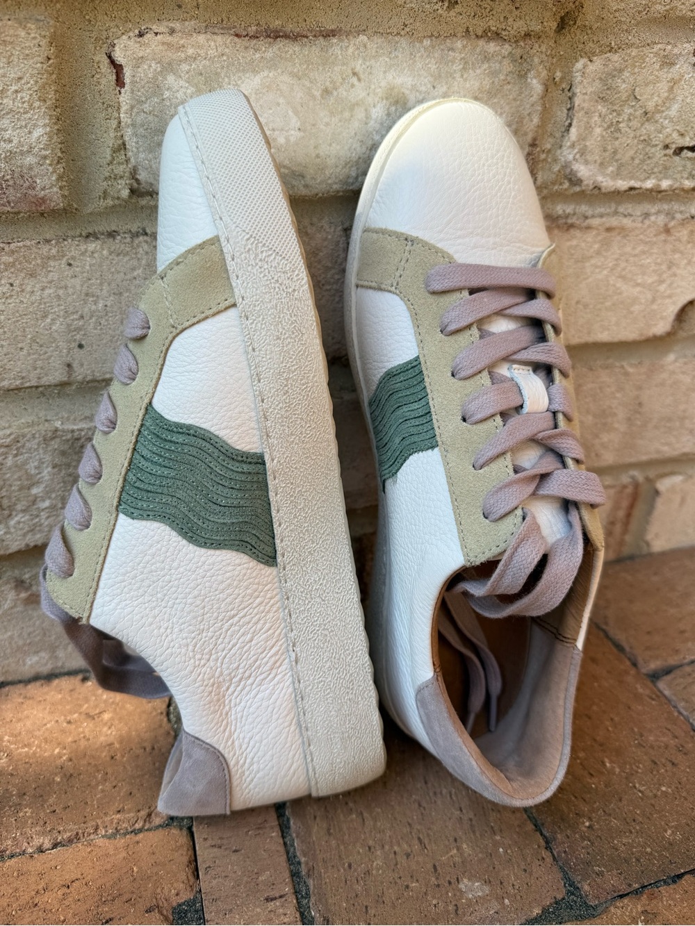 Frye White Leather Sneakers with Green Wave and Tan Suede